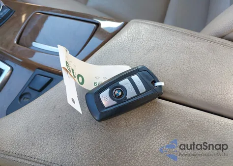 2011 BMW 528I z USA, uszkodzony, nr VIN WBAFR1C5XBC751408